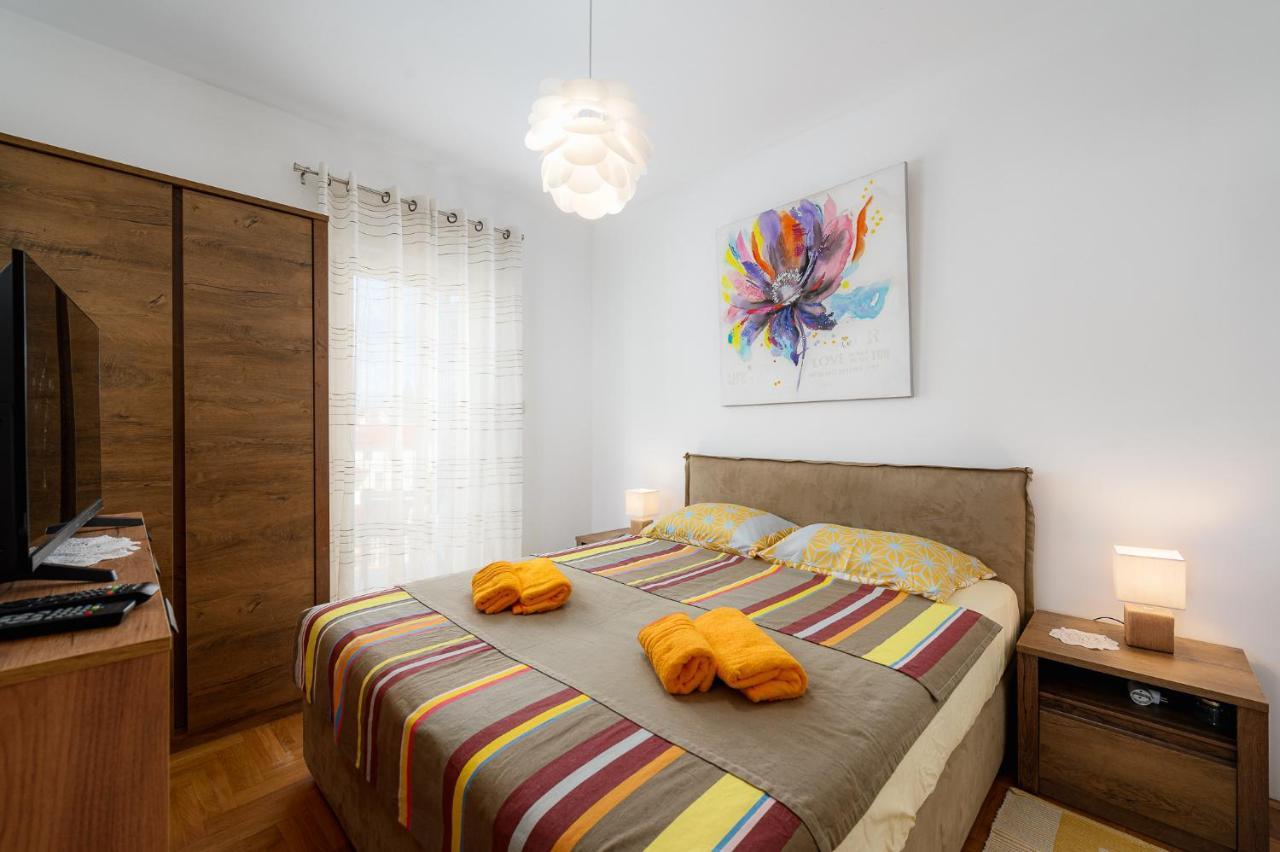 Apartment Ares 13 In Umag Center Eksteriør bilde